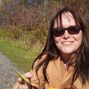 Meet your Posher, Lisa